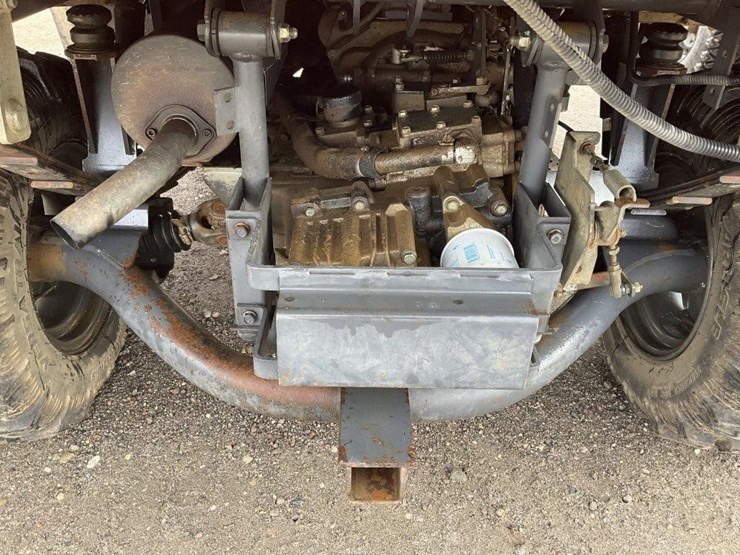 kubota-rtv900xt-image-9