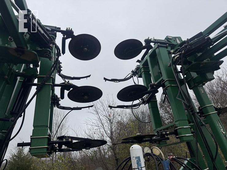 2015-great-plains-np40-image-12