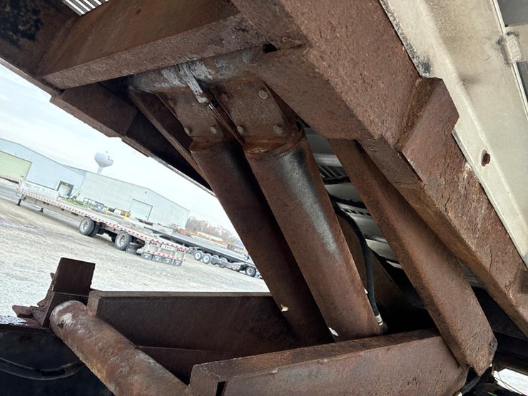 case-ih-7400-image-101