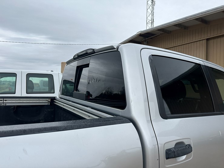 2019-nissan-titan-image-15