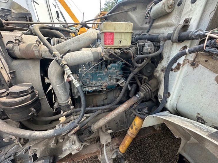 1994-international-4700-image-54