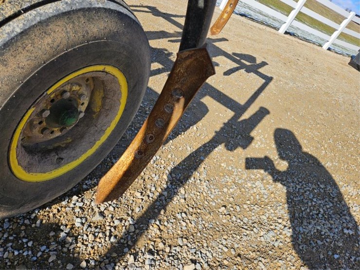 john-deere-714-image-29