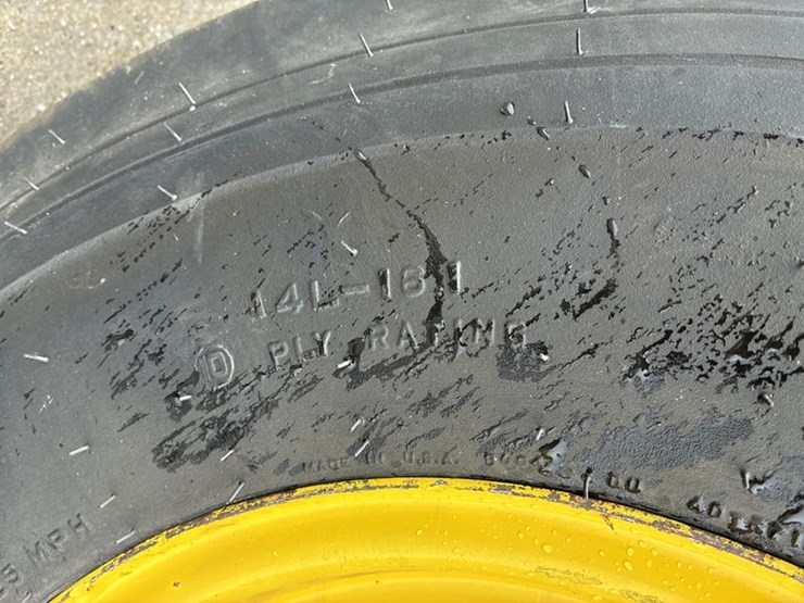 john-deere-4620-image-38