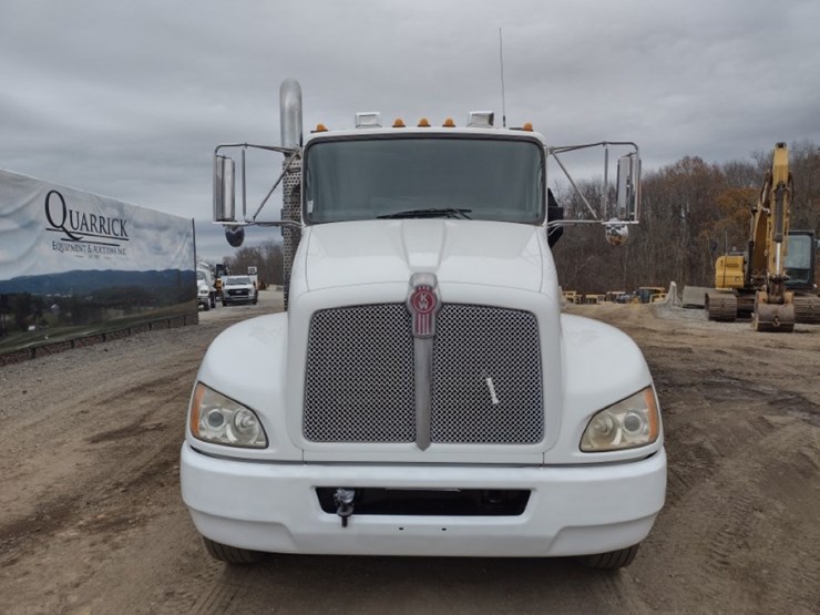 2009-kenworth-t370-image-2