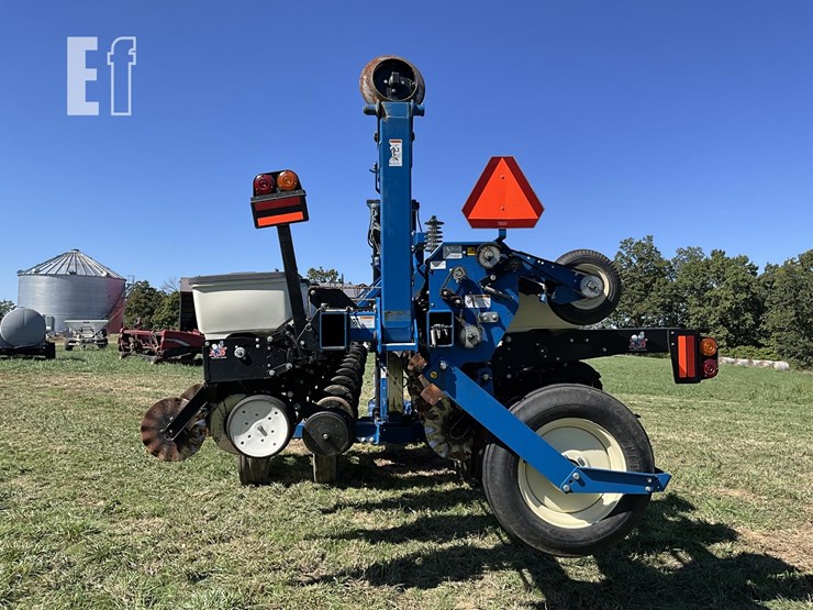 2013-kinze-3600-image-4