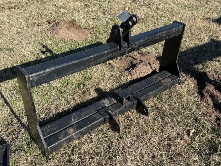 multi-use-skid-steer-plate-with-receiver-hitch-image-2