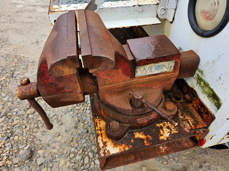 chevrolet-silverado-2500-image-62