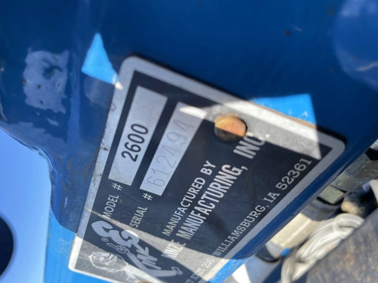 1998-kinze-2600-image-51