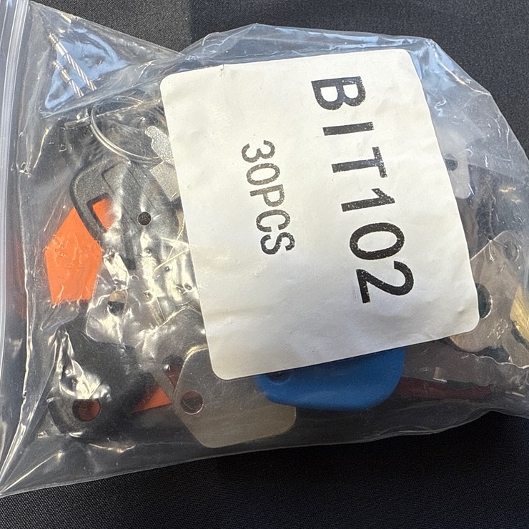 #3056 • 30 Piece Equipment Key Set