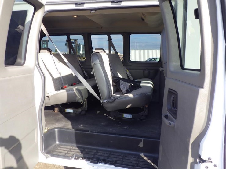 2008-chevrolet-express-1500-image-7