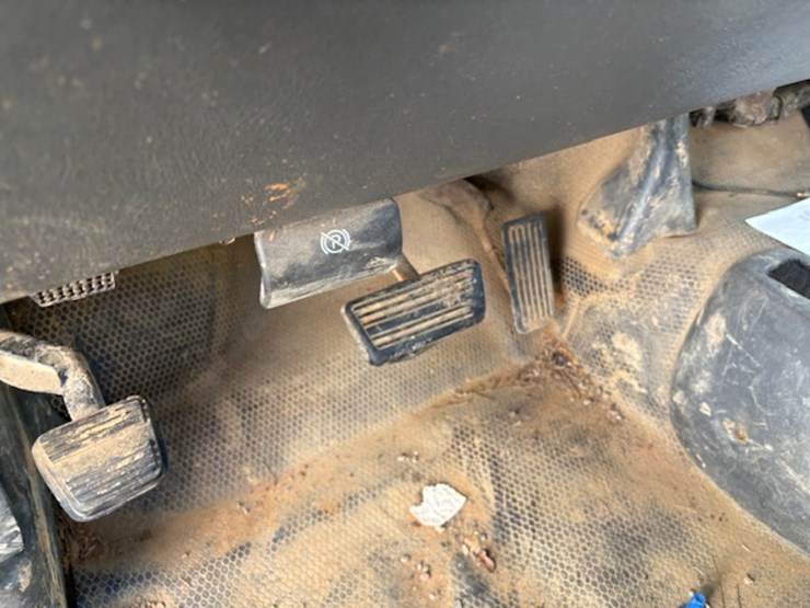 2003-chevrolet-silverado-1500-image-38