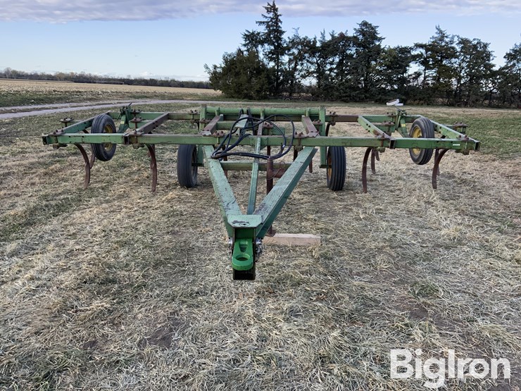 john-deere-1600-image-2