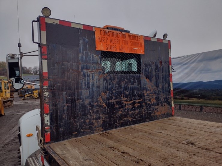 peterbilt-337-image-31