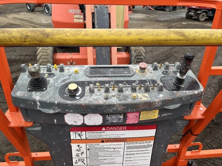 jlg-450aj-image-11