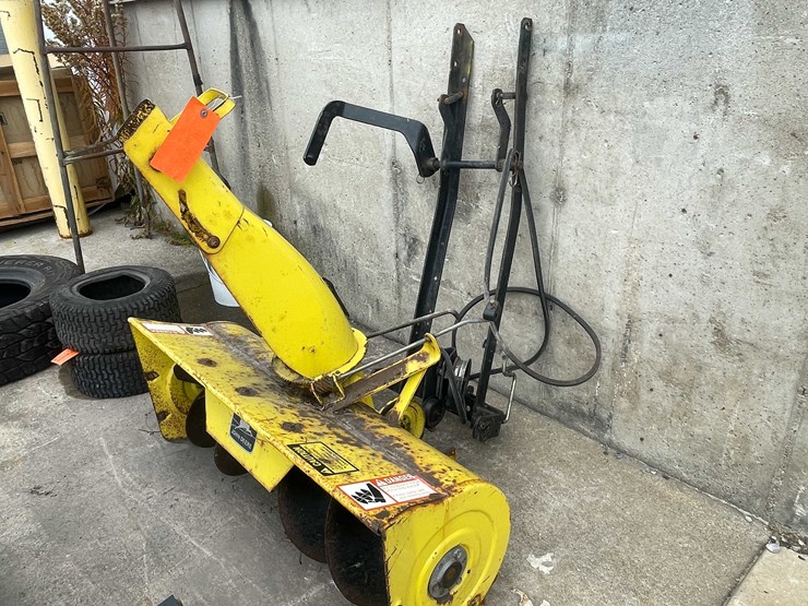 john-deere-38-image-1