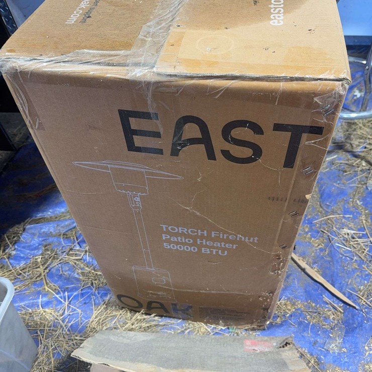 Torch fire hut patio heater 50,000 BTU