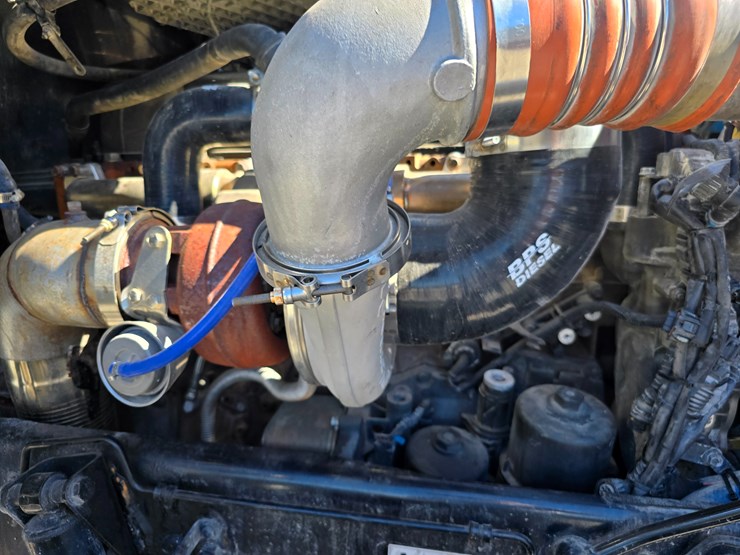 peterbilt-579-image-60