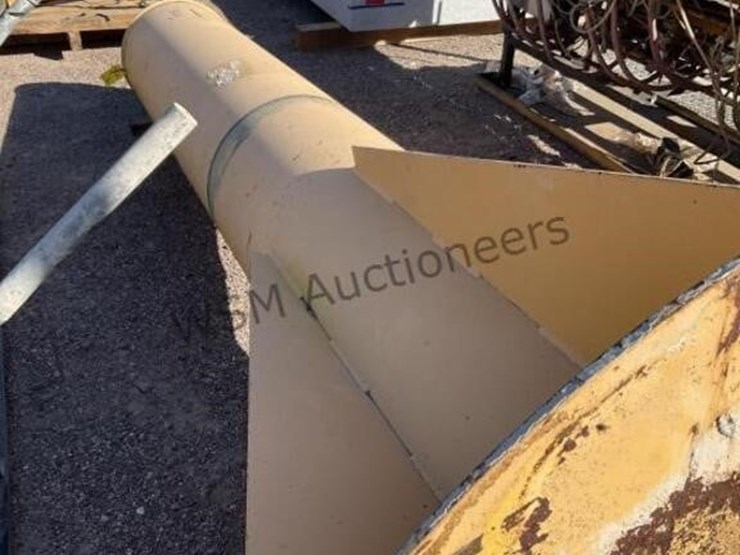 steel-shop-crane-stand-image-4