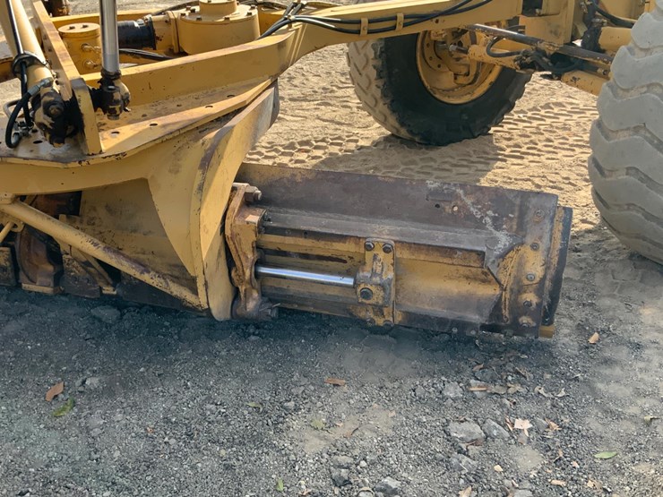 caterpillar-140h-vhp-image-12