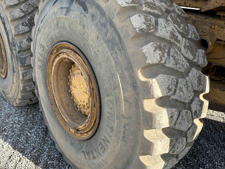 cat-350e2-haul-truck-image-9