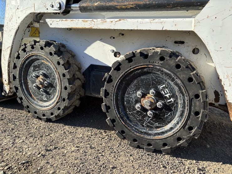 2021-bobcat-s70-image-14