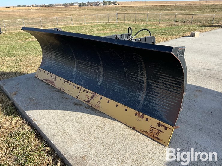 caterpillar-10-image-1