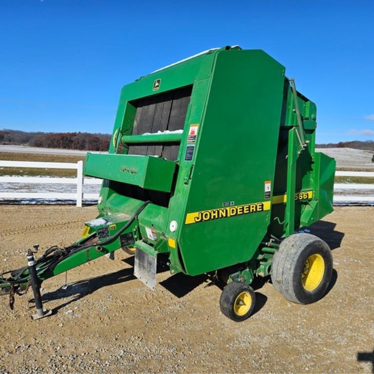 JOHN DEERE 566