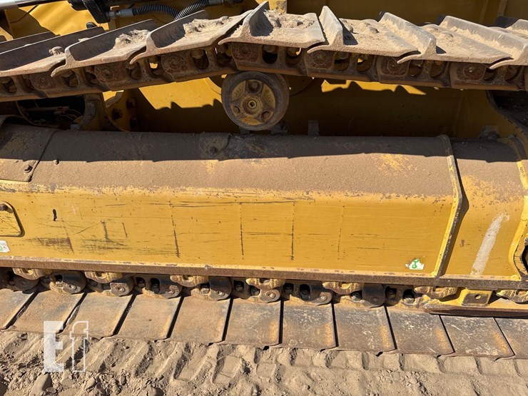 2021-caterpillar-d3-image-11