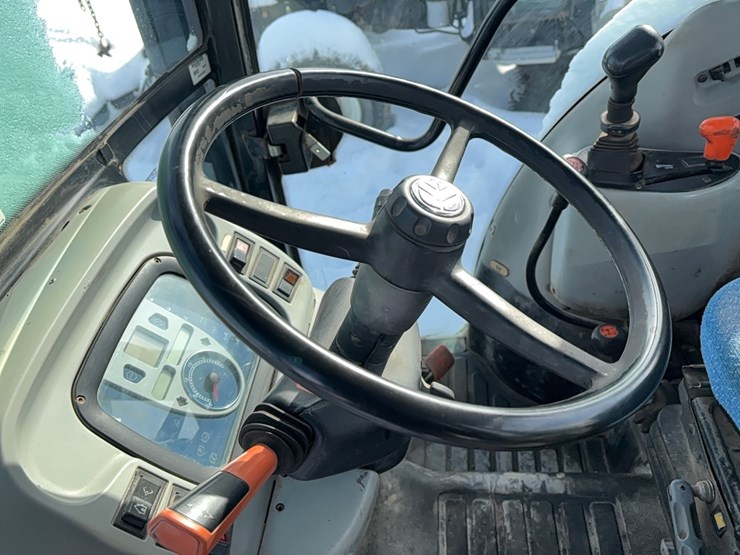 new-holland-t4020-image-15