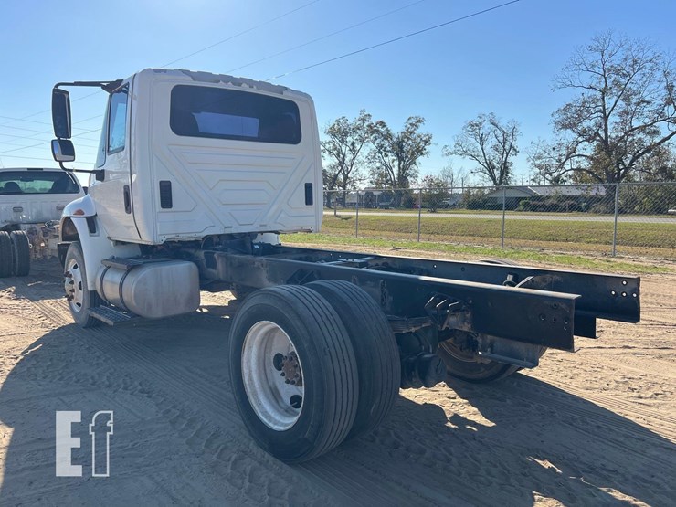 international-durastar-4300-image-2