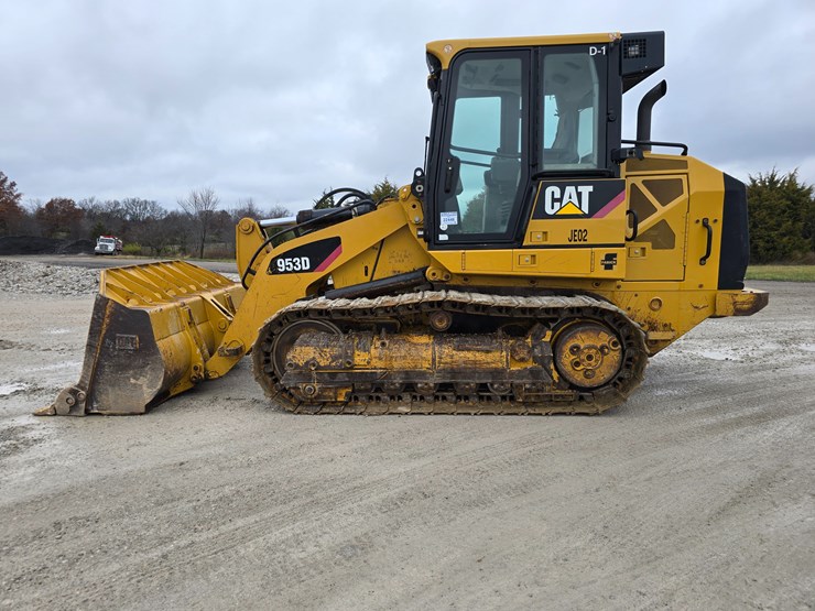 caterpillar-953d-image-13