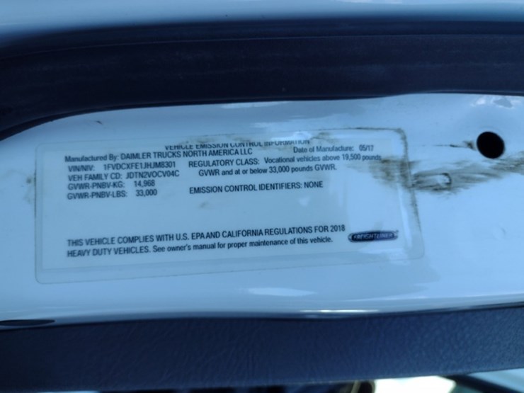 freightliner-m2-106-image-5