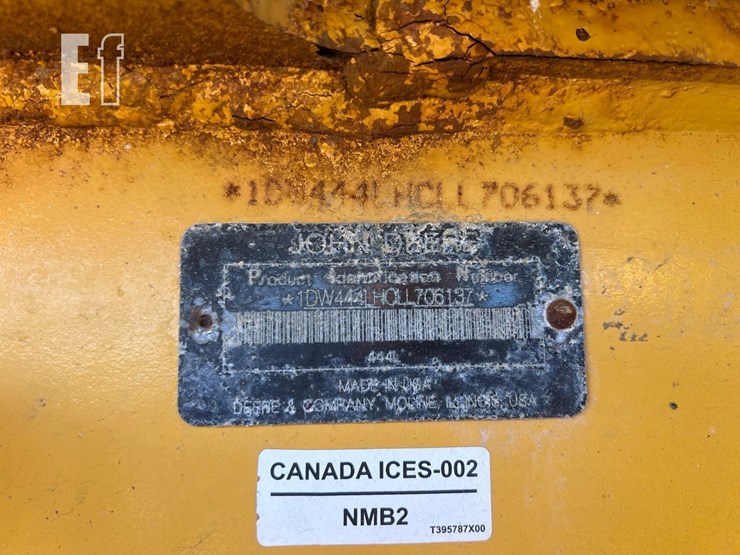 2020-deere-444l-image-25