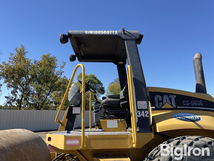 caterpillar-cs-563e-image-12