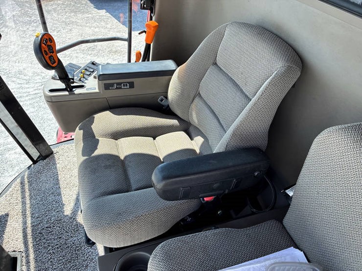 case-ih-5088-image-89