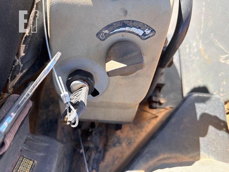 2016-caterpillar-304e2-cr-image-32