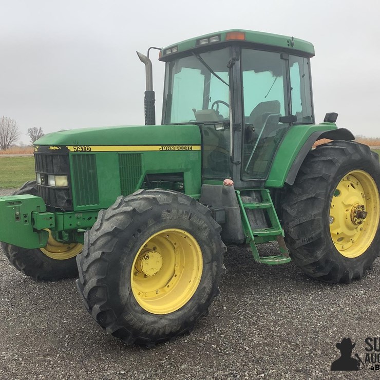 JOHN DEERE 7410