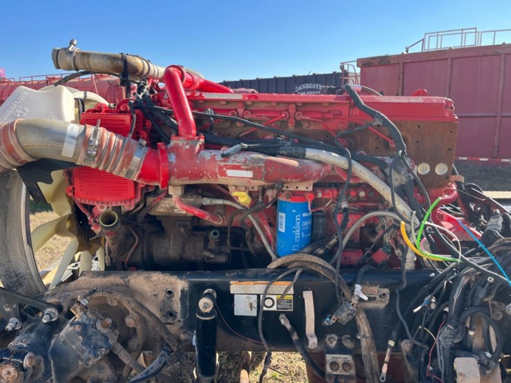 2011-peterbilt-367-image-9