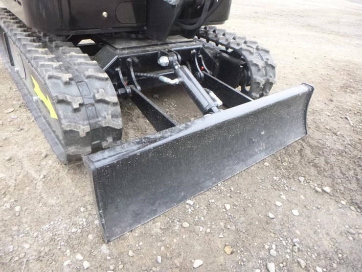 2025-vicsec-vc15-hydraulic-excavator-image-16