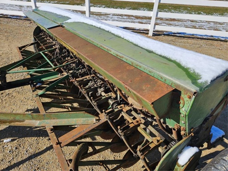 #3356-•-john-deere-van-brunt-grain-drill-image-15