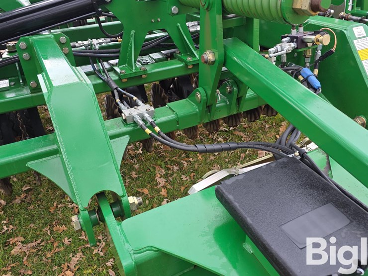 great-plains-3000tm-image-17