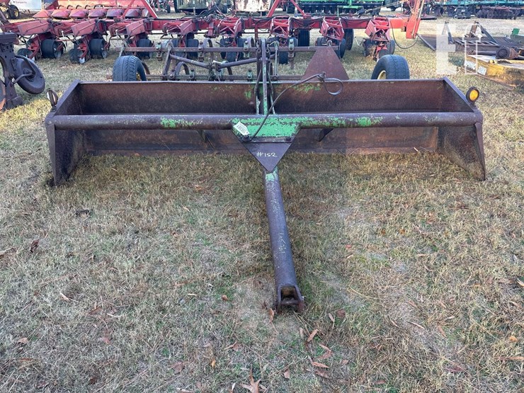 john-deere-12-image-2