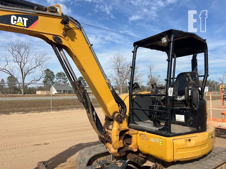 caterpillar-305e2-cr-image-19