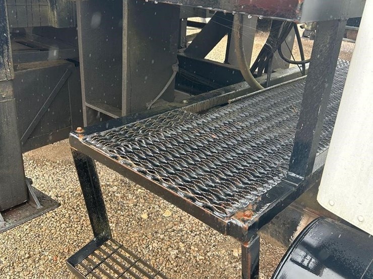 kenworth-t300-image-36