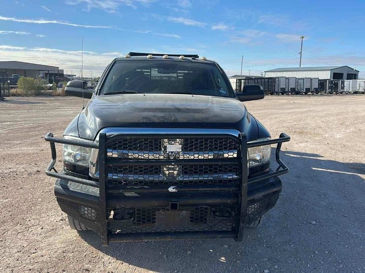 dodge-ram-3500-image-2