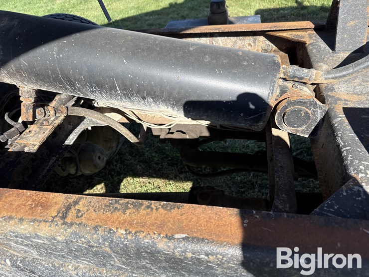 international-4700-image-14