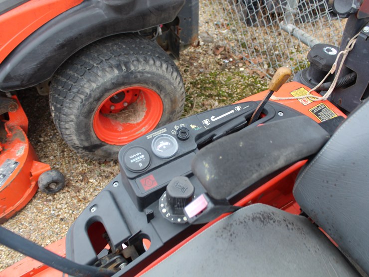 kubota-zg327-image-4