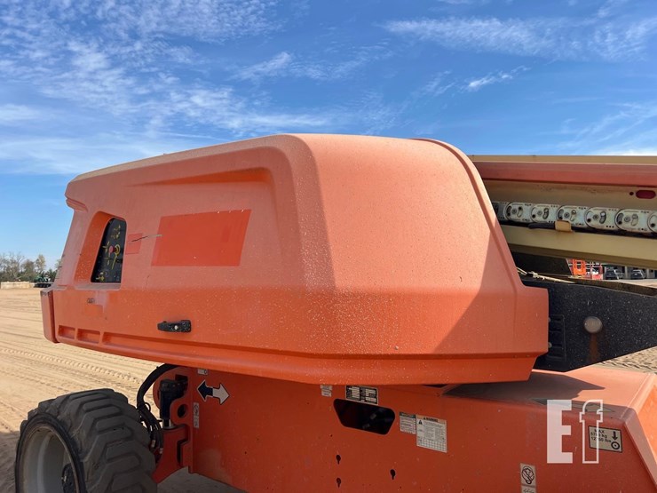 2018-jlg-600s-image-31