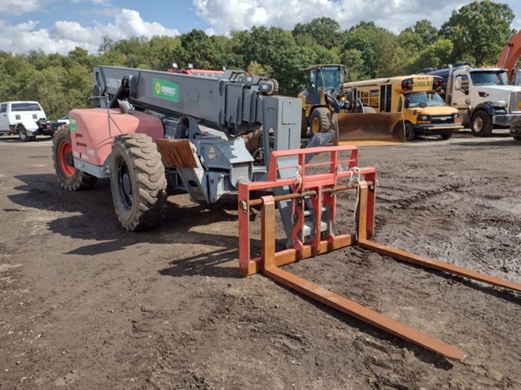 skyjack-sj1056th-image-28