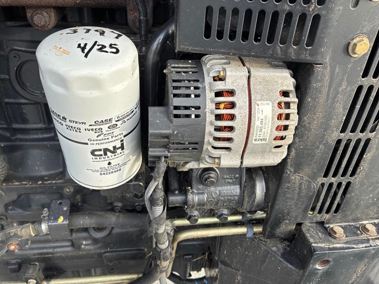 case-ih-mxu130-image-40